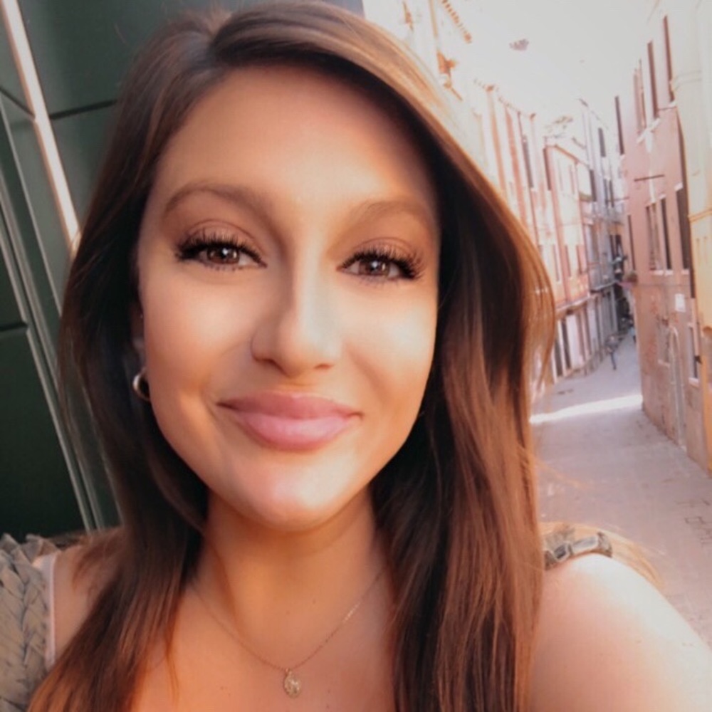 Meet your Posher, Melissa